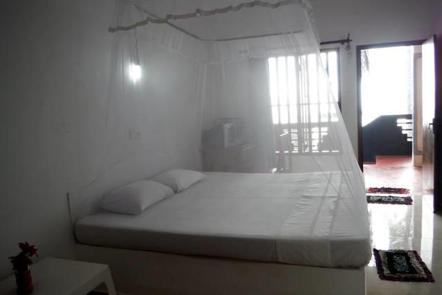 Githmini Beach House And Toures Hikkaduwa Exterior foto